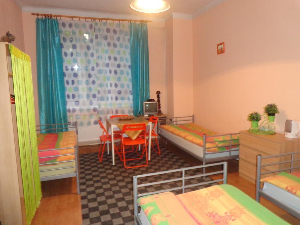 Hostel Taurus Krakkó Szoba fotó