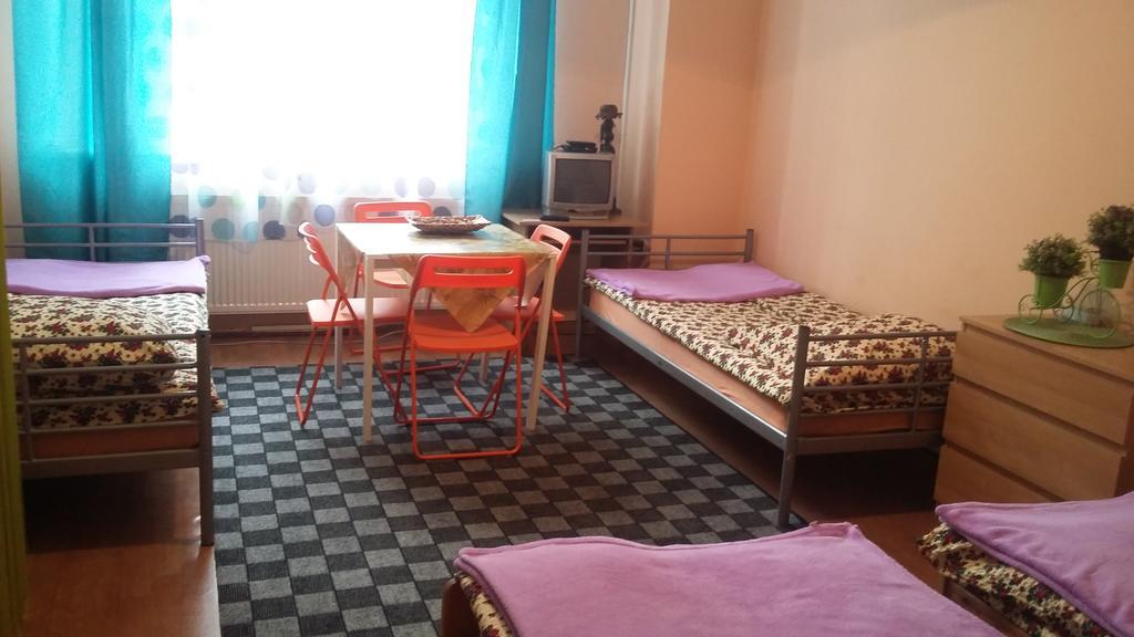 Hostel Taurus Krakkó Kültér fotó